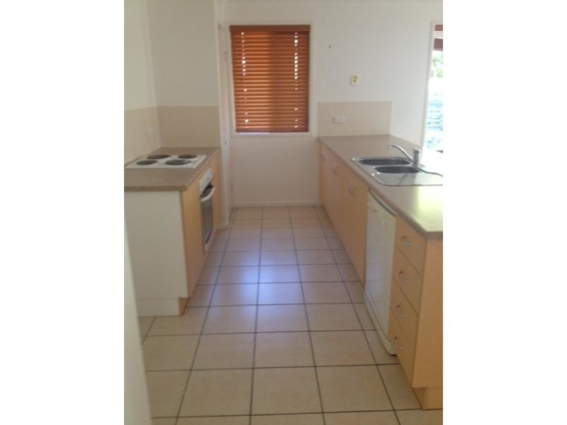 9 Hamilton Avenue, Wandal QLD 4700